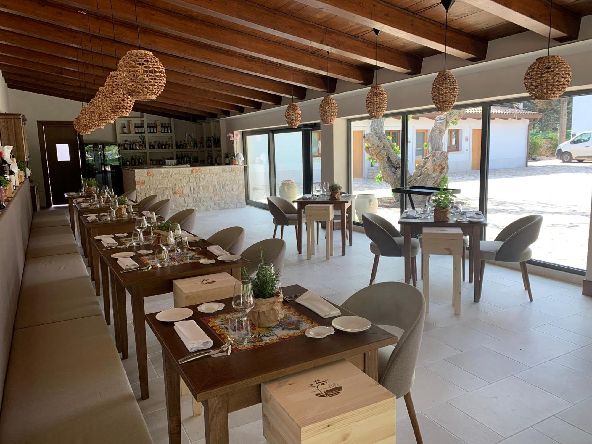Wine Resort Le Vigne Al Castello Кастель-дель-Монте Экстерьер фото